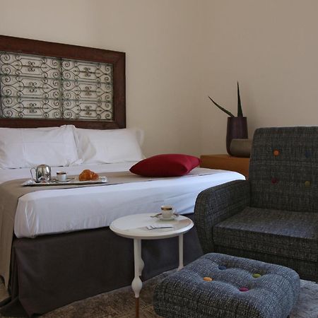 Melodia3 Suites Noto Szoba fotó