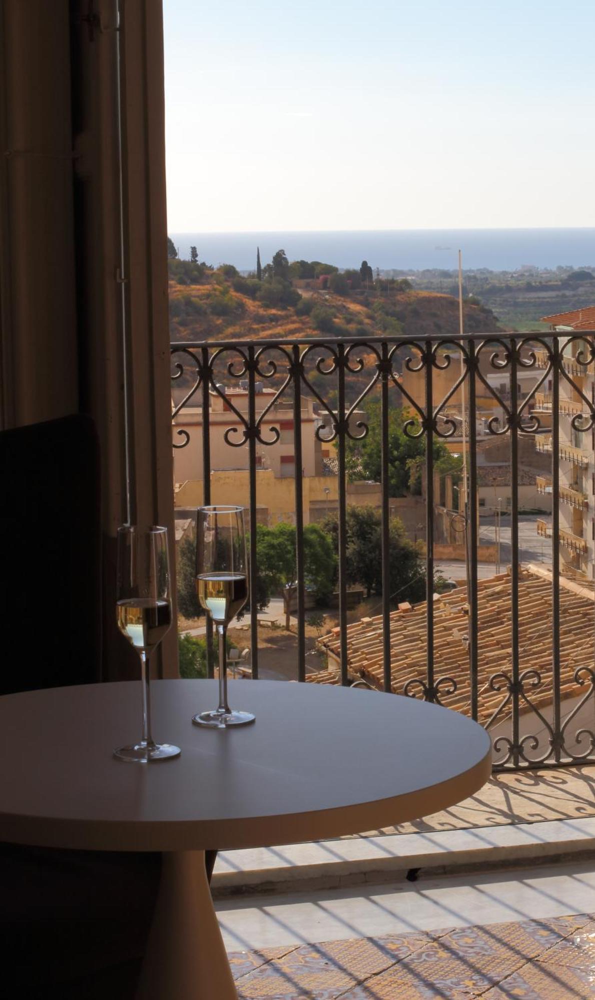 Melodia3 Suites Noto Szoba fotó
